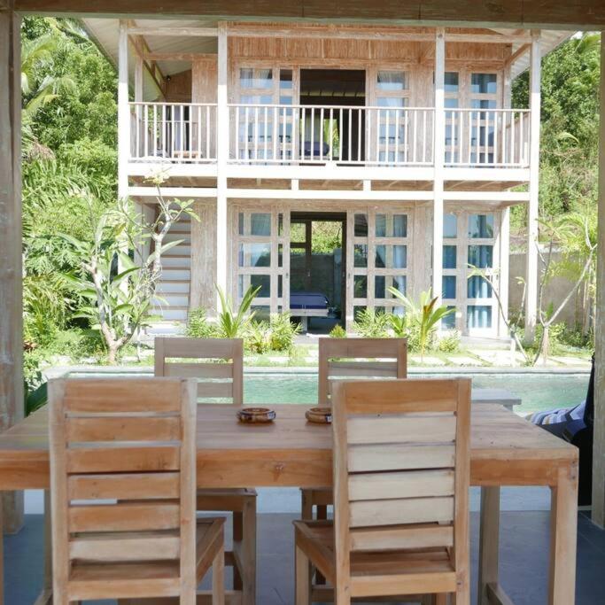 Silir Villa "Your Cozy Home" ماتارام المظهر الخارجي الصورة