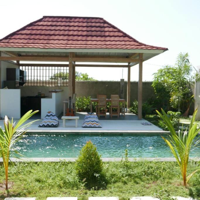 Silir Villa "Your Cozy Home" ماتارام المظهر الخارجي الصورة