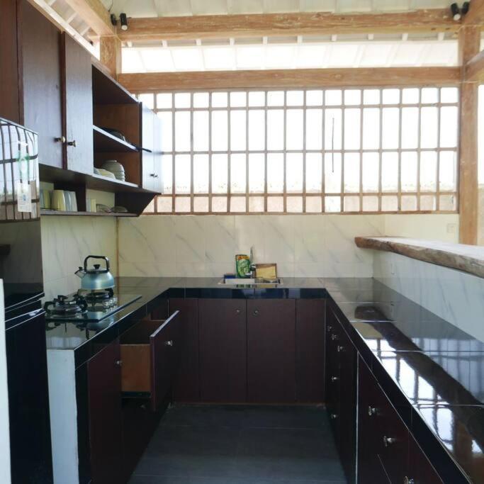 Silir Villa "Your Cozy Home" ماتارام المظهر الخارجي الصورة