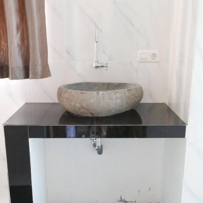Silir Villa "Your Cozy Home" ماتارام المظهر الخارجي الصورة