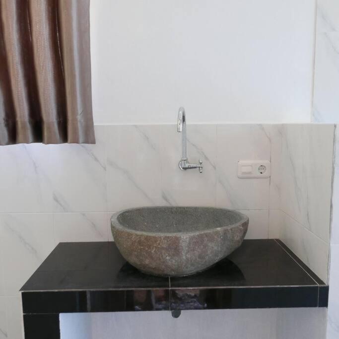 Silir Villa "Your Cozy Home" ماتارام المظهر الخارجي الصورة