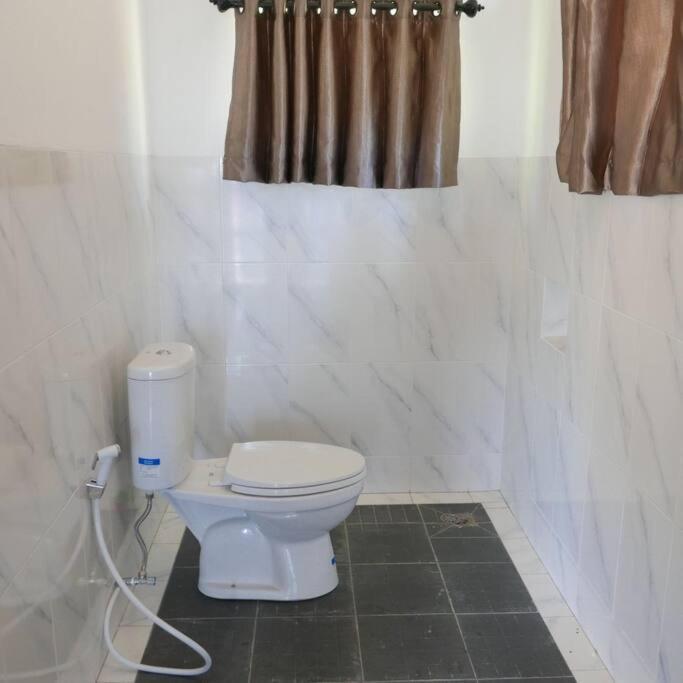 Silir Villa "Your Cozy Home" ماتارام المظهر الخارجي الصورة